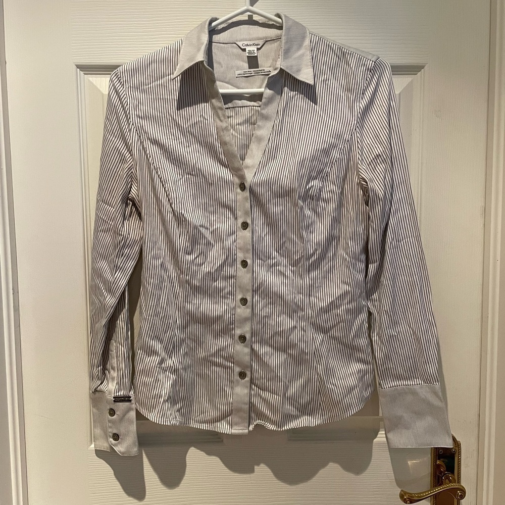 Women’s Calvin Klein dress shirt